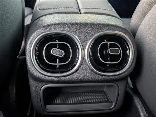 Used 2026 Mercedes-Benz GLC 300 4MATIC image 16