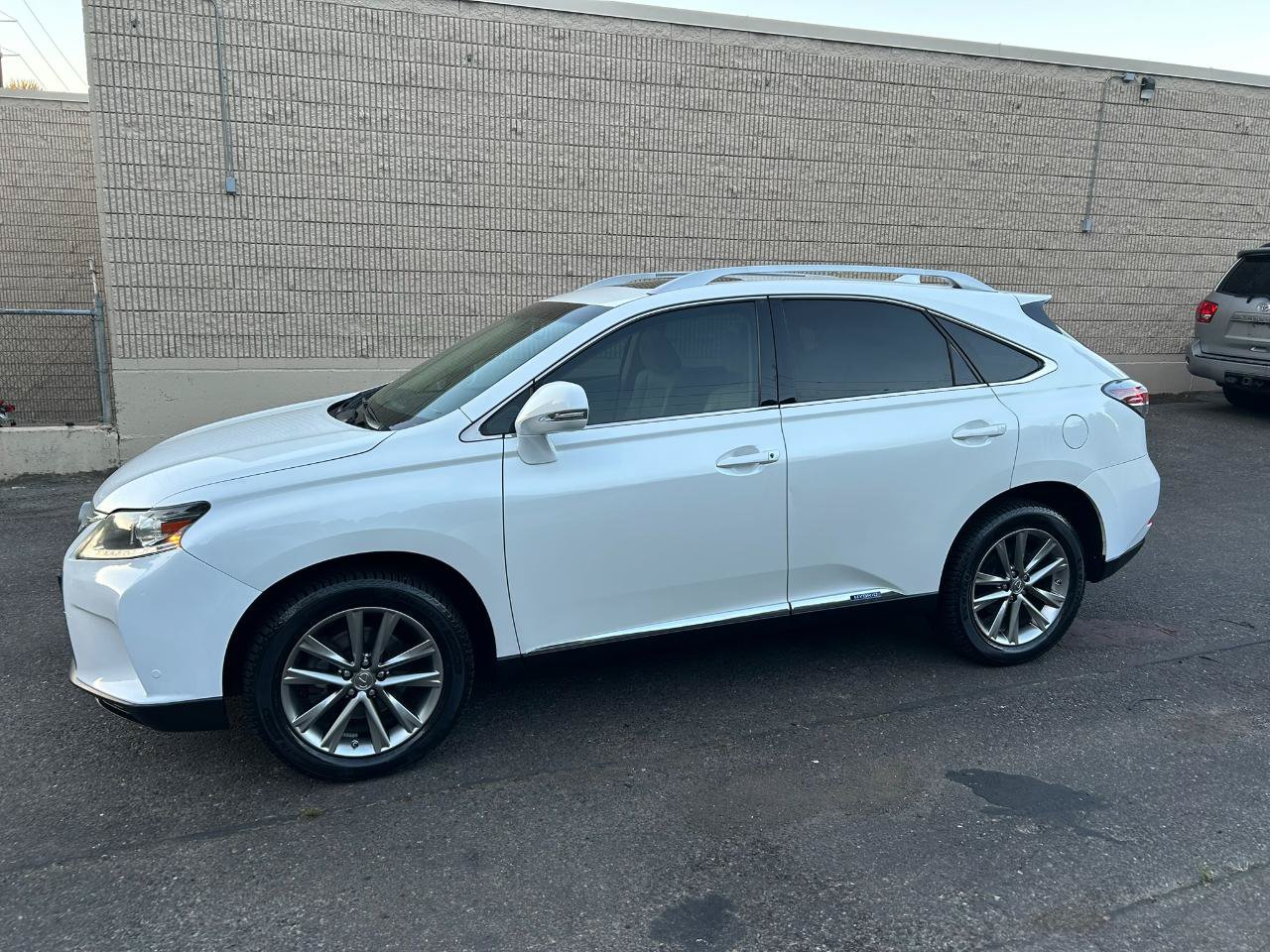 Used 2014 Lexus RX 450h AWD image 8