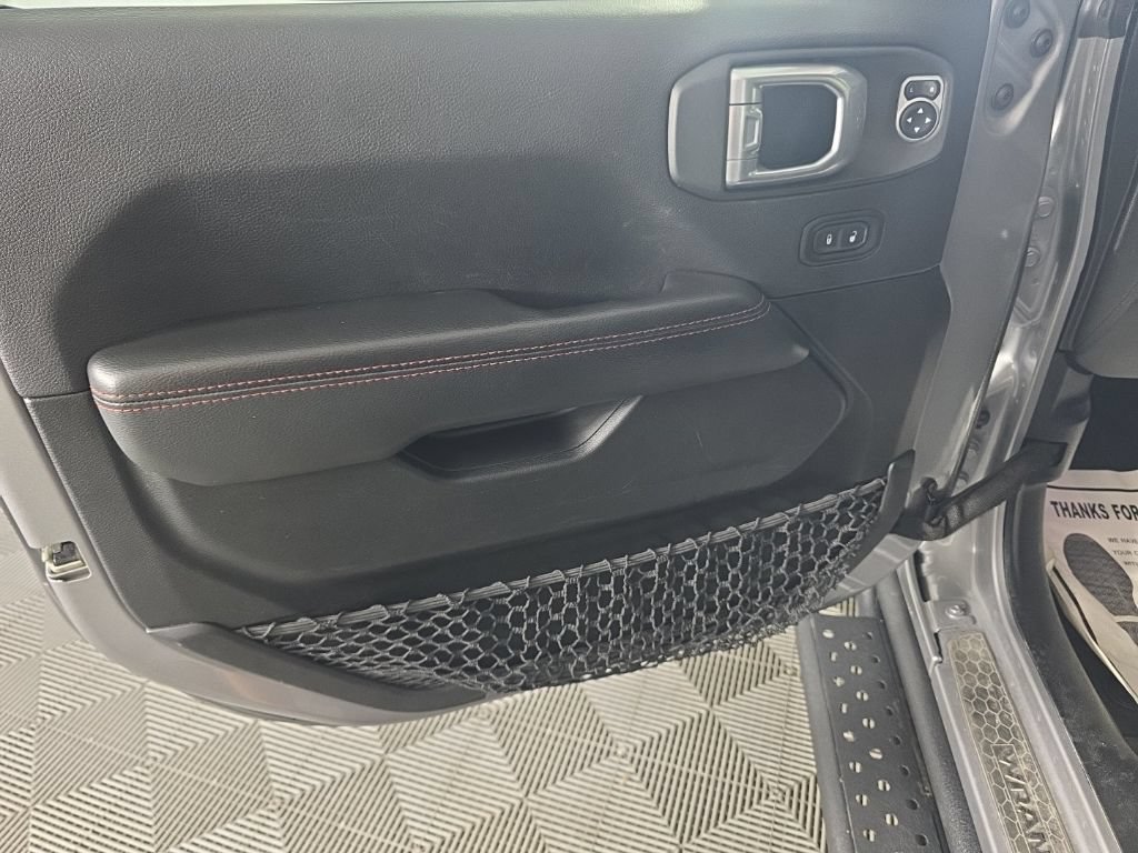 Used 2021 Jeep Wrangler Unlimited Rubicon AWD/4WD image 13