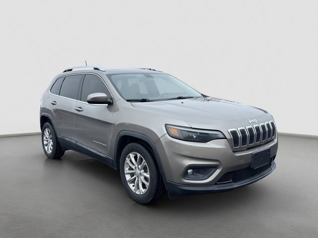 Used 2019 Jeep Cherokee Latitude w/ Popular Appearance Group image 8
