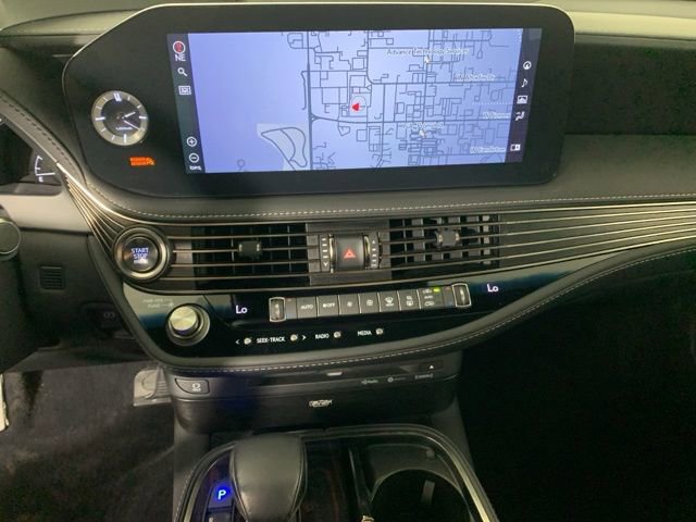Used 2022 Lexus LS 500 AWD w/ Luxury Package image 26