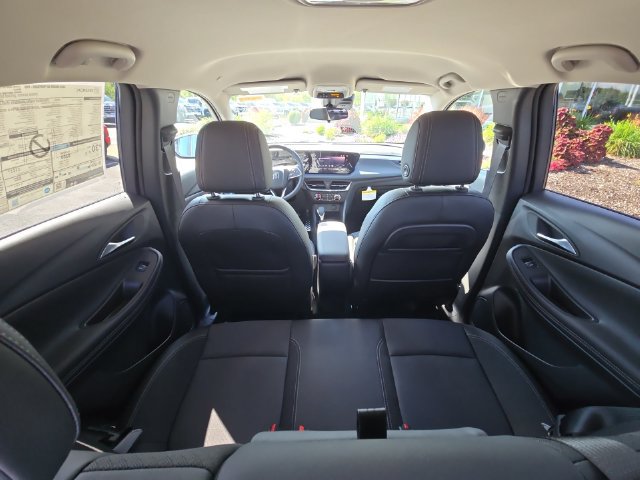 New 2026 Buick Encore GX Preferred w/ Comfort Package FWD image 19