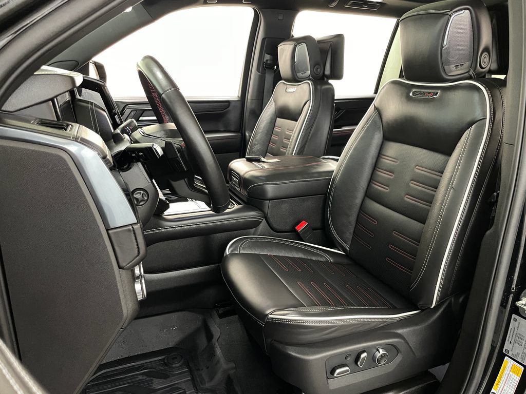 Used 2026 GMC Yukon XL AT4 Ultimate w/ LPO, Floor Liner Package AWD/4WD image 34