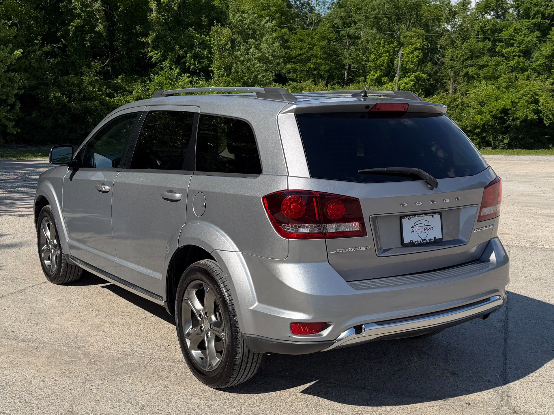 Used 2016 Dodge Journey Crossroad w/ Popular Equipment Group FWD image 4