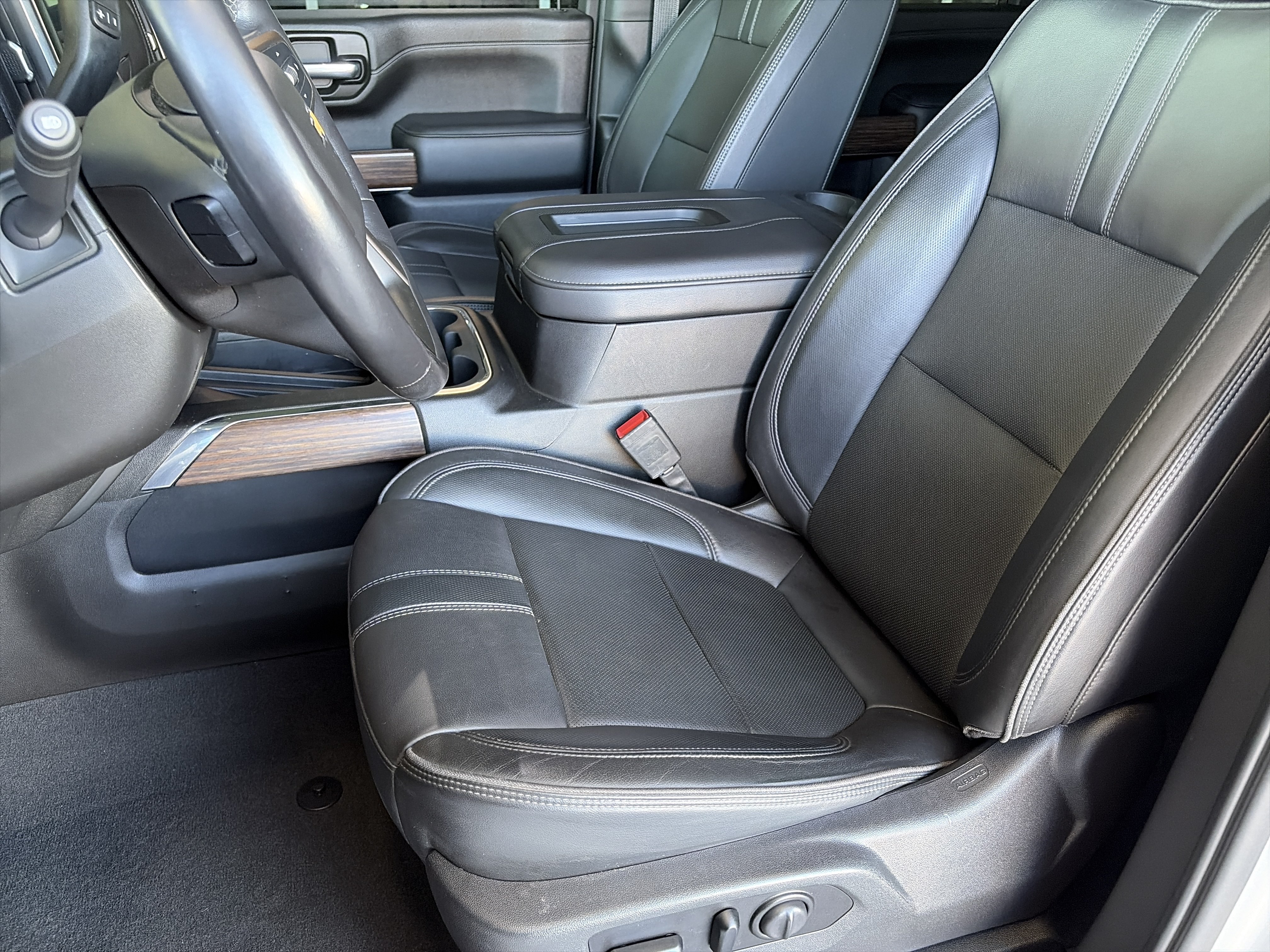 Used 2021 Chevrolet Silverado 3500 High Country AWD/4WD image 14