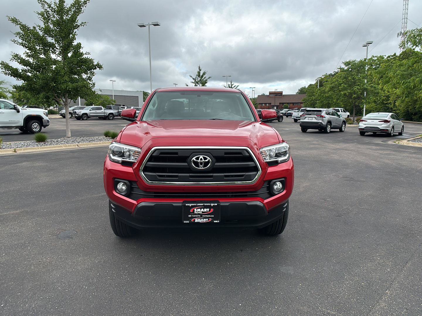 Used 2016 Toyota Tacoma SR5 w/ SR5 Appearance Package (SN) AWD/4WD image 7