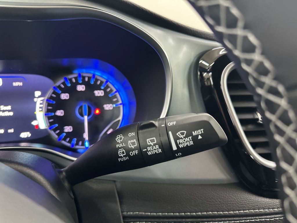 New 2026 Chrysler Pacifica Limited image 33