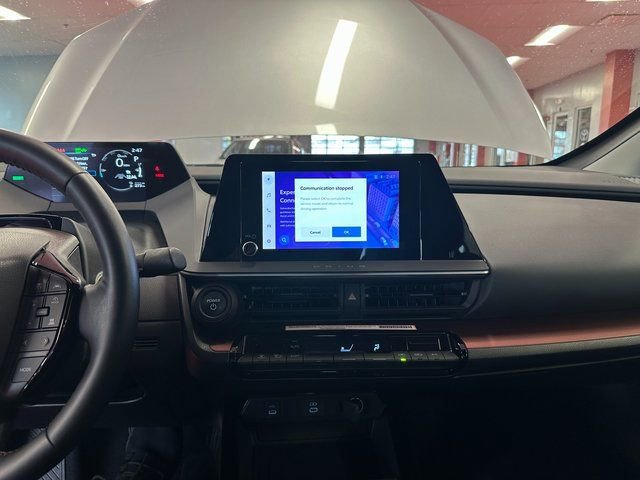 Used 2024 Toyota Prius Prime SE image 22