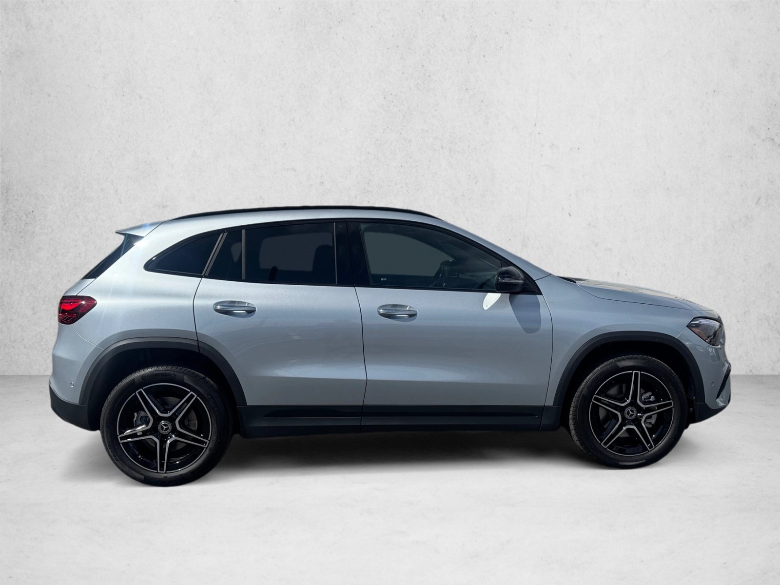 New 2026 Mercedes-Benz GLA 250 4MATIC image 4