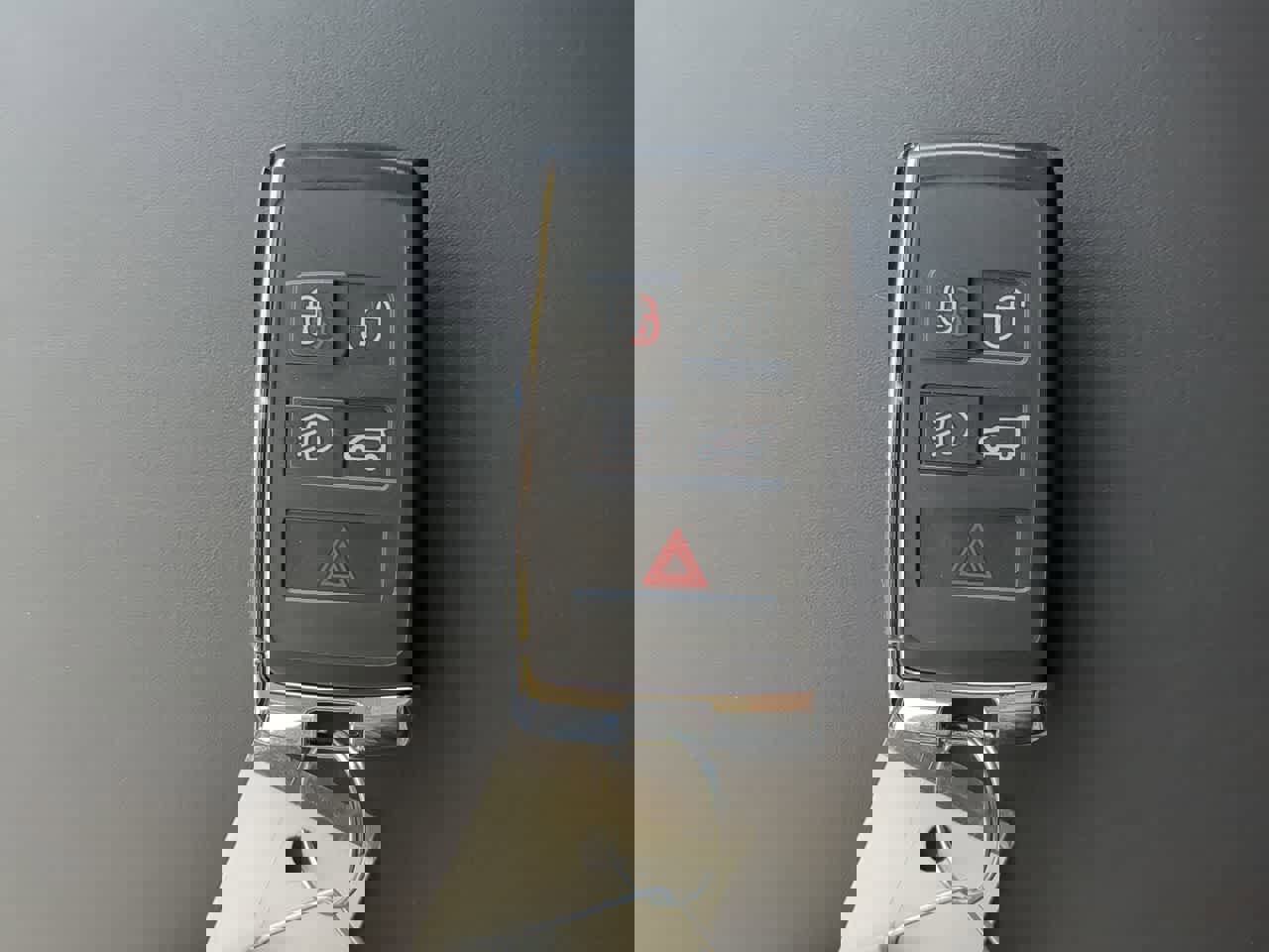 New 2025 Land Rover Range Rover Long Wheelbase Autobiography image 37