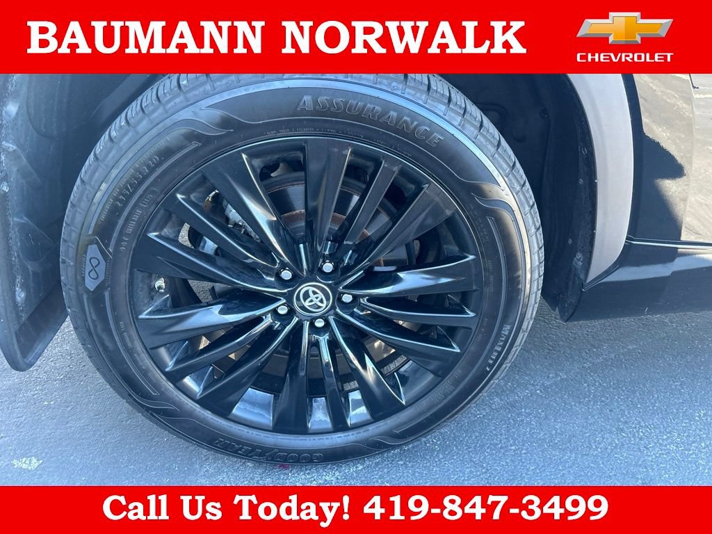 Used 2021 Toyota Highlander Platinum AWD/4WD image 9