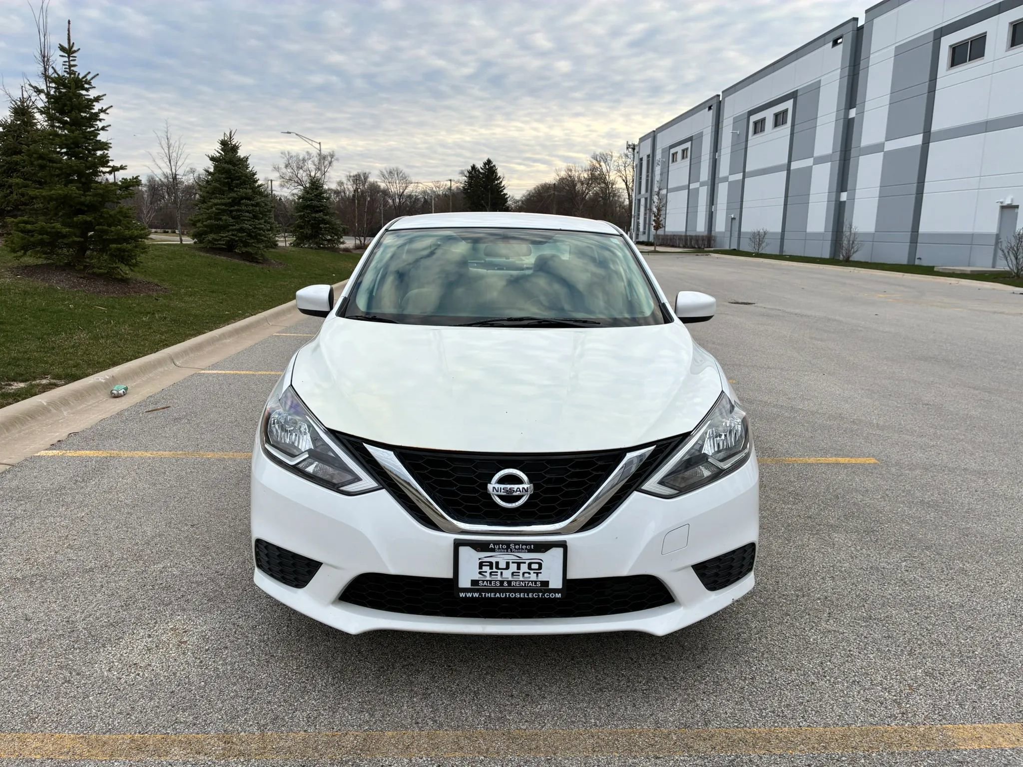 Used 2016 Nissan Sentra S image 2