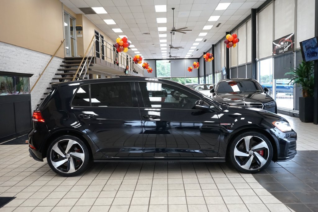 Used 2019 Volkswagen GTI SE FWD image 17