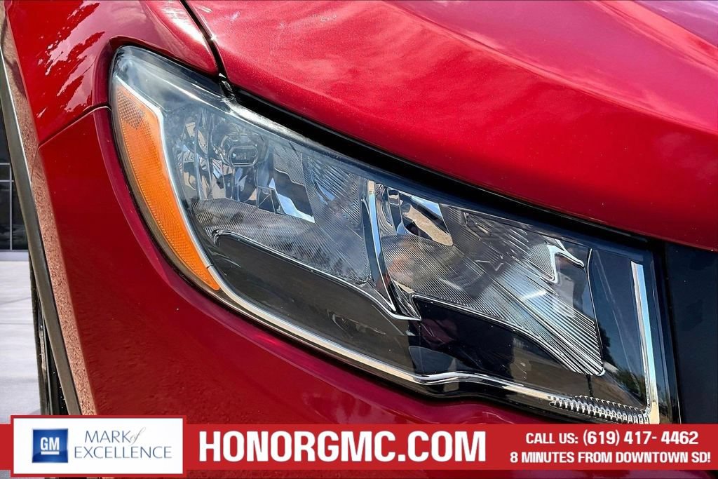 Used 2019 Jeep Compass Latitude FWD image 36