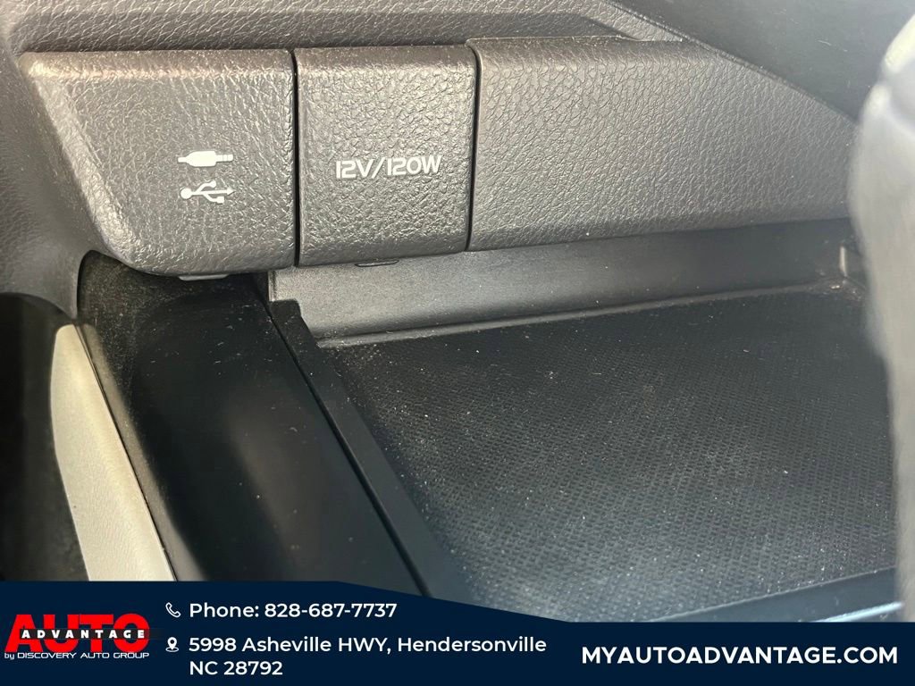 Used 2018 Toyota Camry LE w/ Protection Package (Q2) FWD image 18