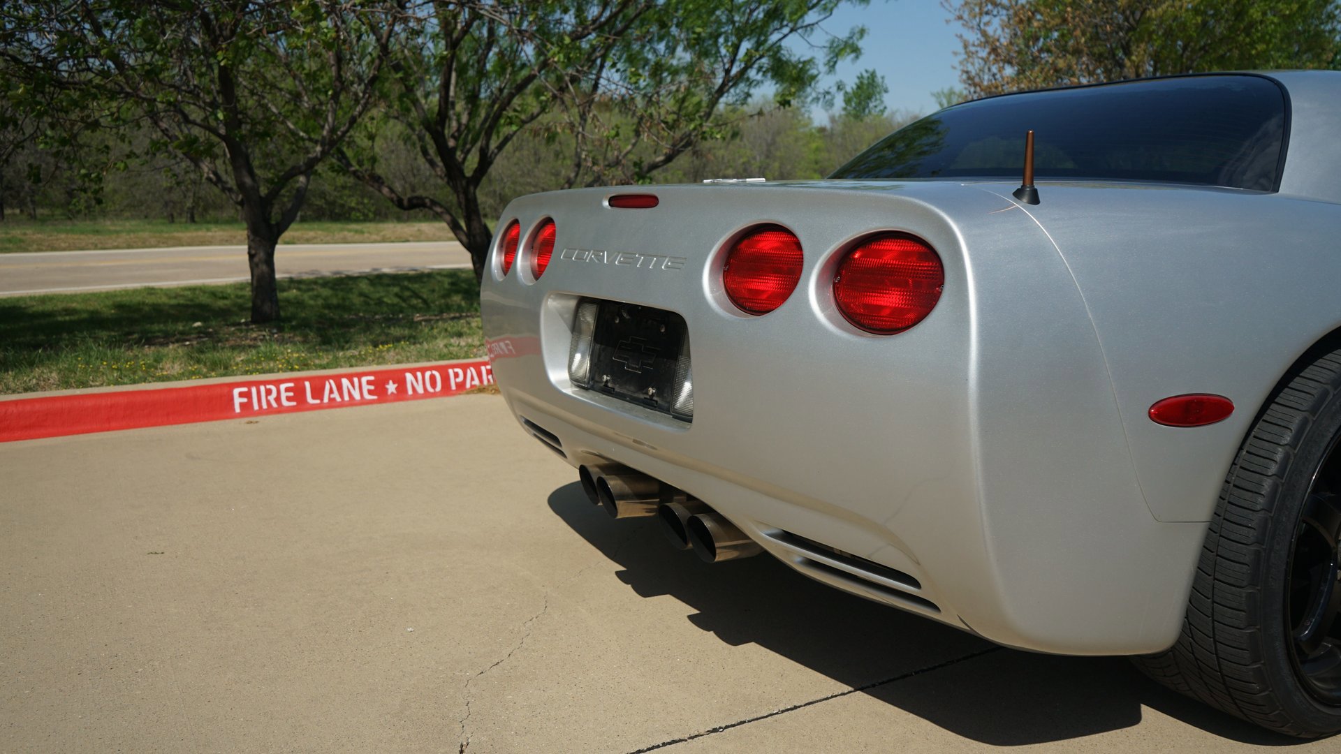 Used 2003 Chevrolet Corvette Z06 w/ Memory Package, 3 Drivers RWD image 30