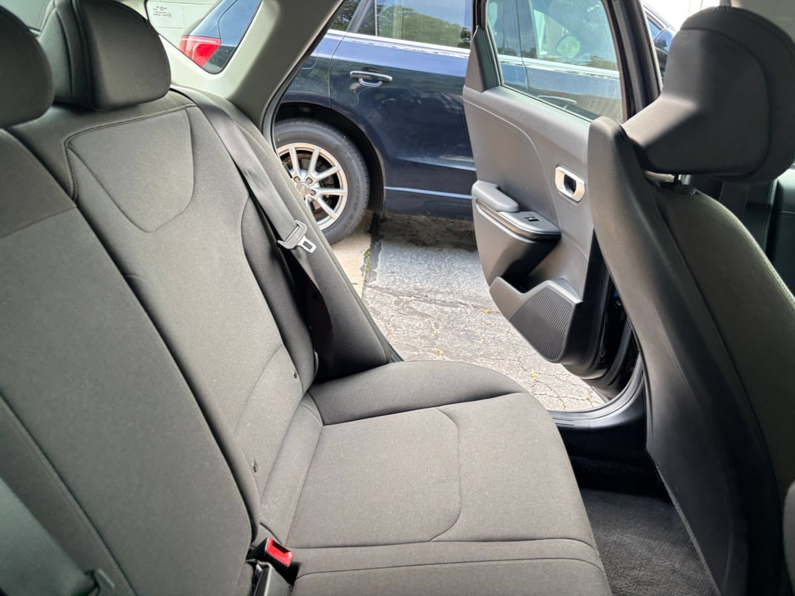 Used 2025 Kia K4 FWD image 34