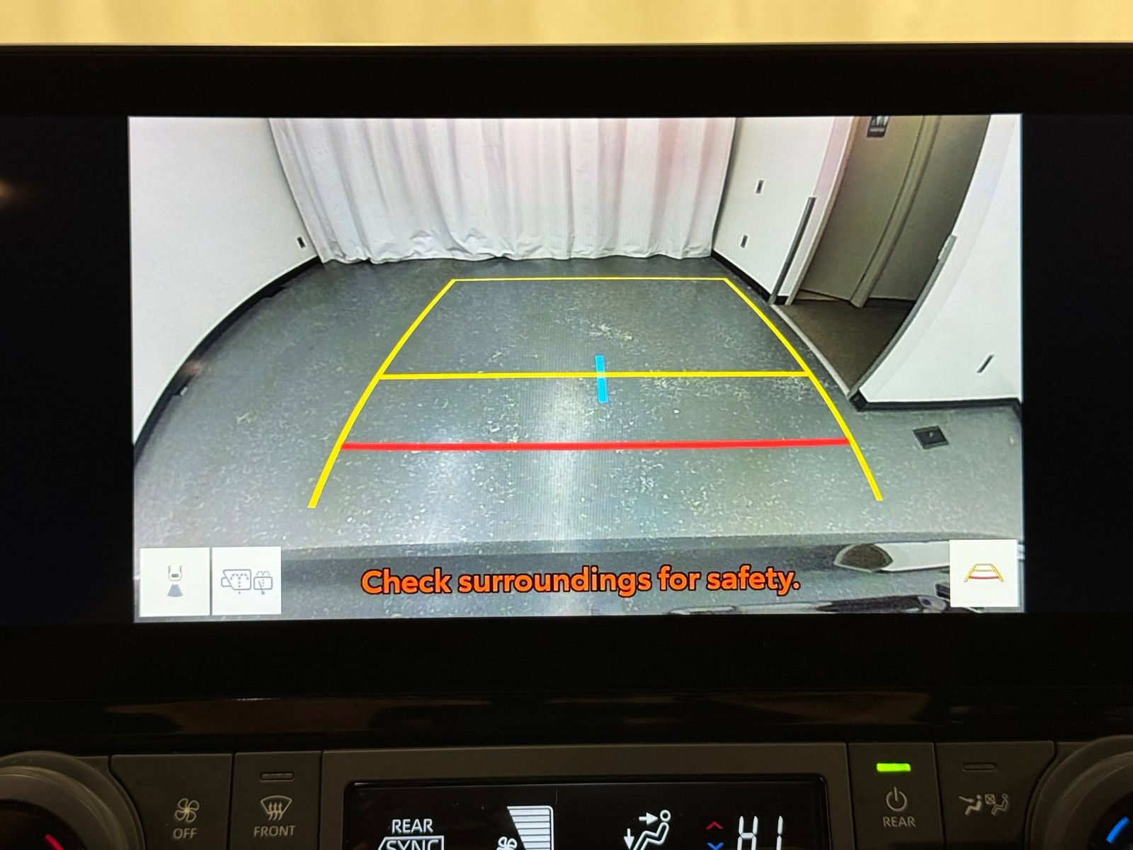 Used 2025 Toyota Grand Highlander AWD image 16