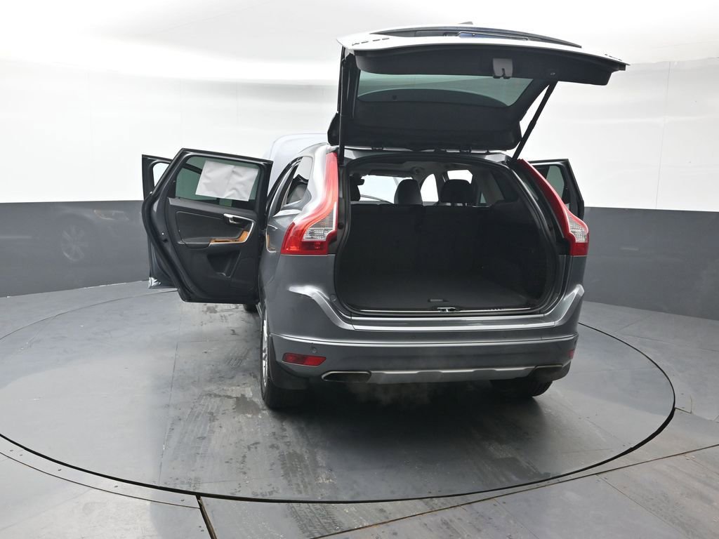 Used 2017 Volvo XC60 T5 Inscription w/ Preferred Option Package image 50