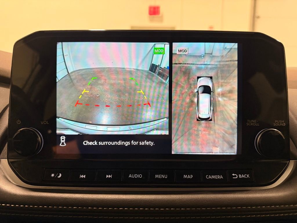 Used 2021 Nissan Rogue Platinum FWD image 24