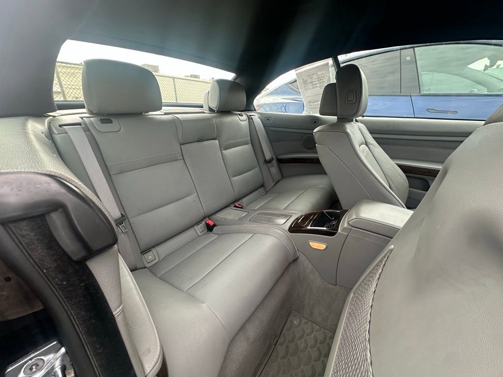 Used 2009 BMW 328i Convertible image 37