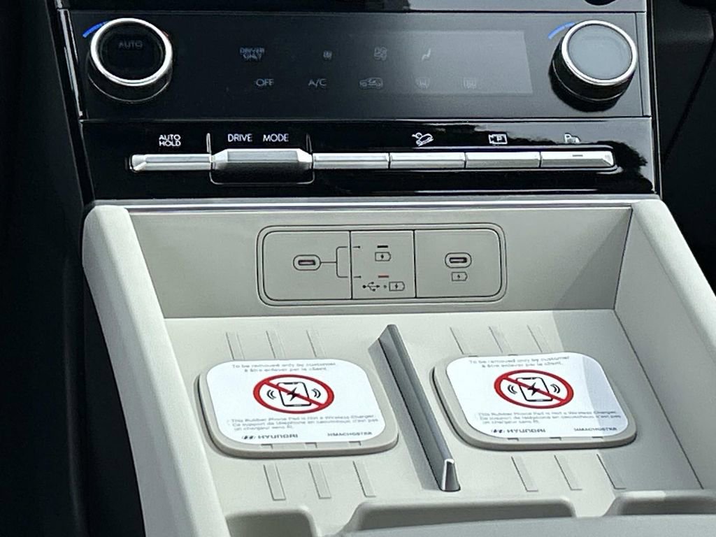 New 2026 Hyundai Santa Fe SE image 26