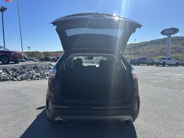 Used 2024 Ford Edge Titanium image 5