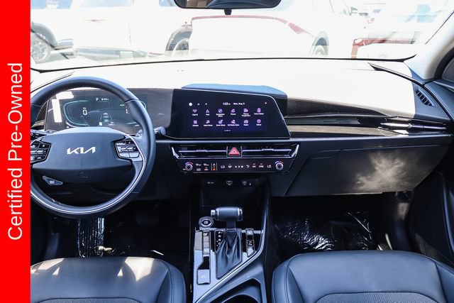Certified 2025 Kia Niro EX FWD image 15