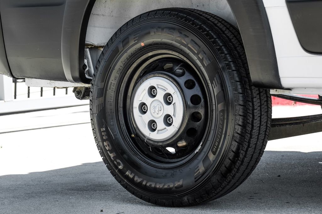 Used 2025 RAM ProMaster 2500 w/ Convenience Group FWD image 51