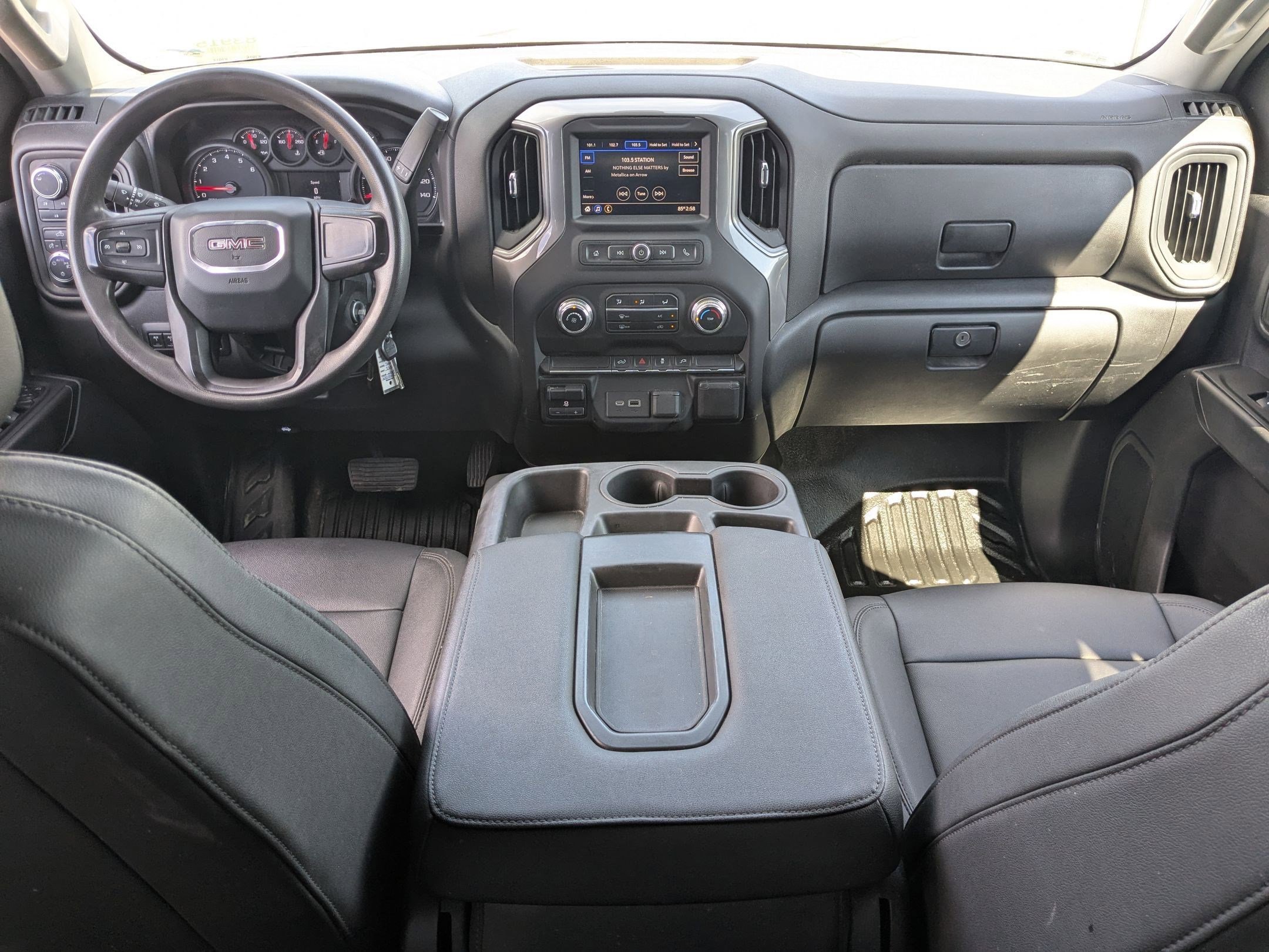 Used 2022 GMC Sierra 2500 Pro w/ Convenience Package image 26