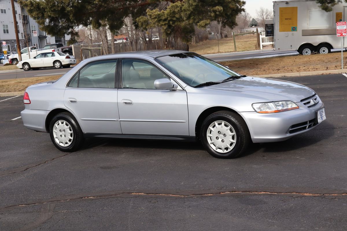 Used 2002 Honda Accord LX image 2
