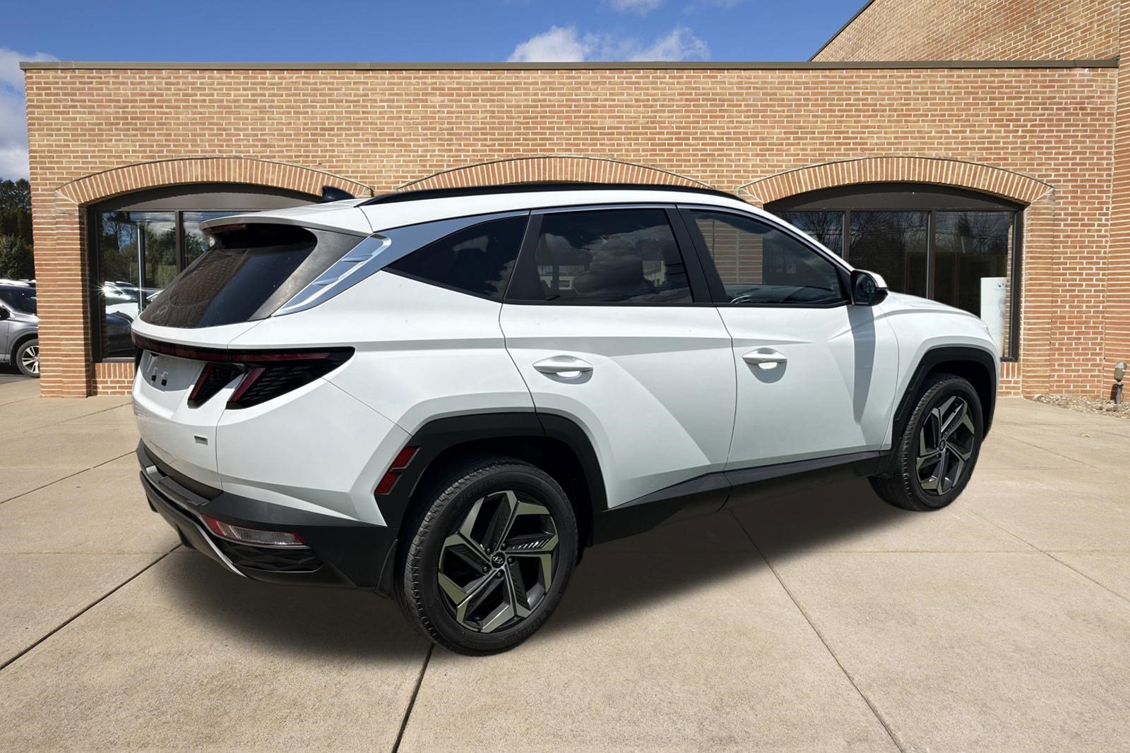 Certified 2023 Hyundai Tucson SEL w/ Convenience Package AWD/4WD image 3