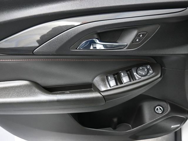 Used 2023 Chevrolet TrailBlazer RS w/ Sun and Liftgate Package image 13