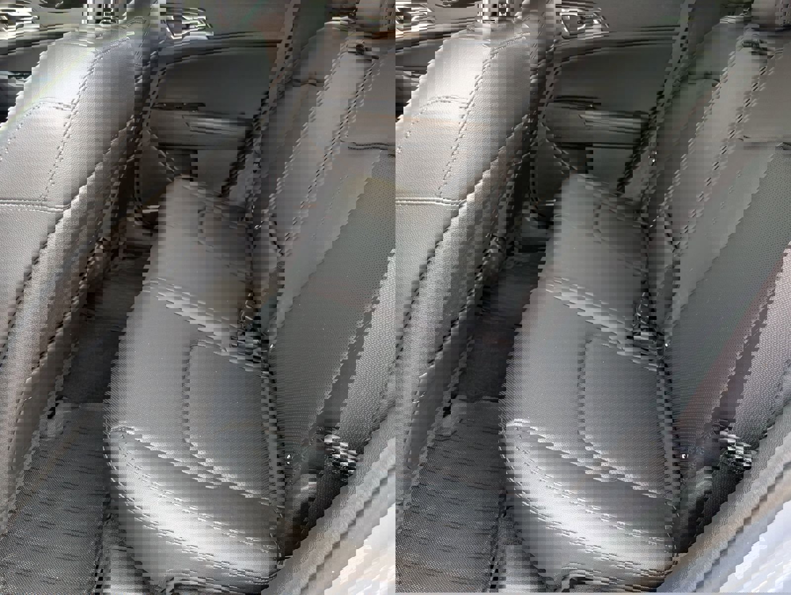 Used 2023 Kia Sportage EX image 30