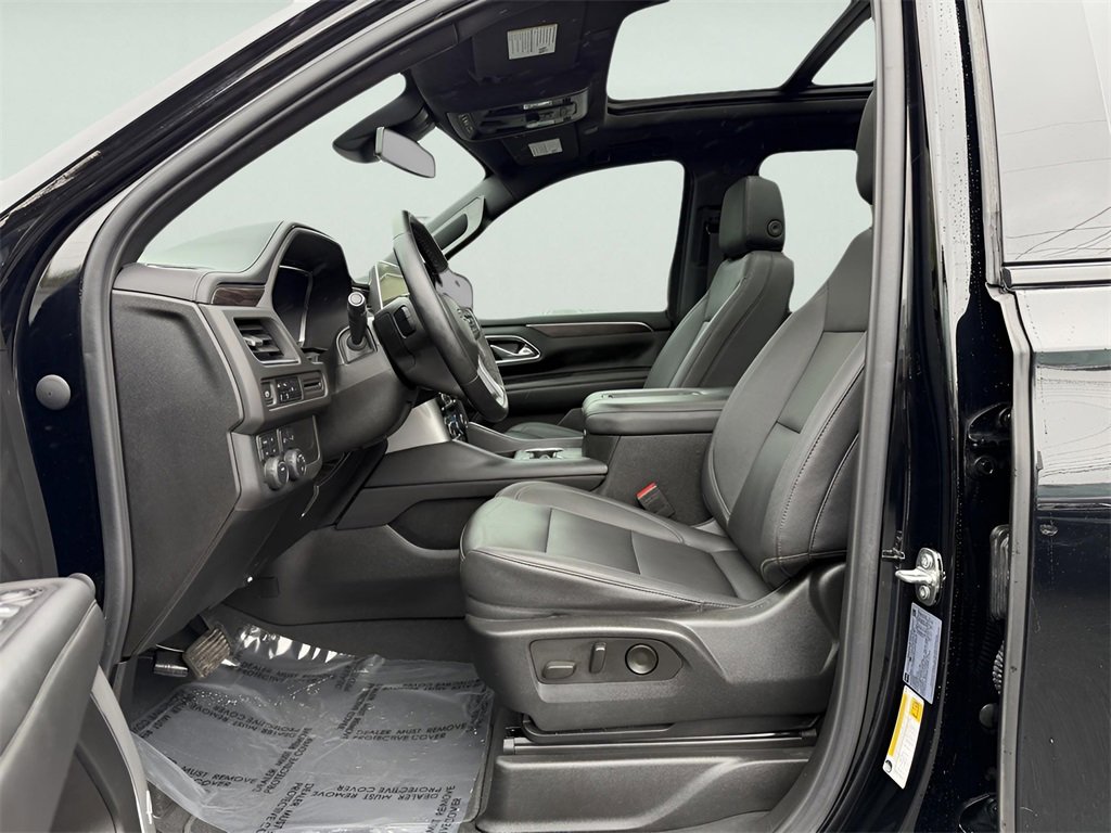 Used 2023 Chevrolet Suburban Z71 image 10