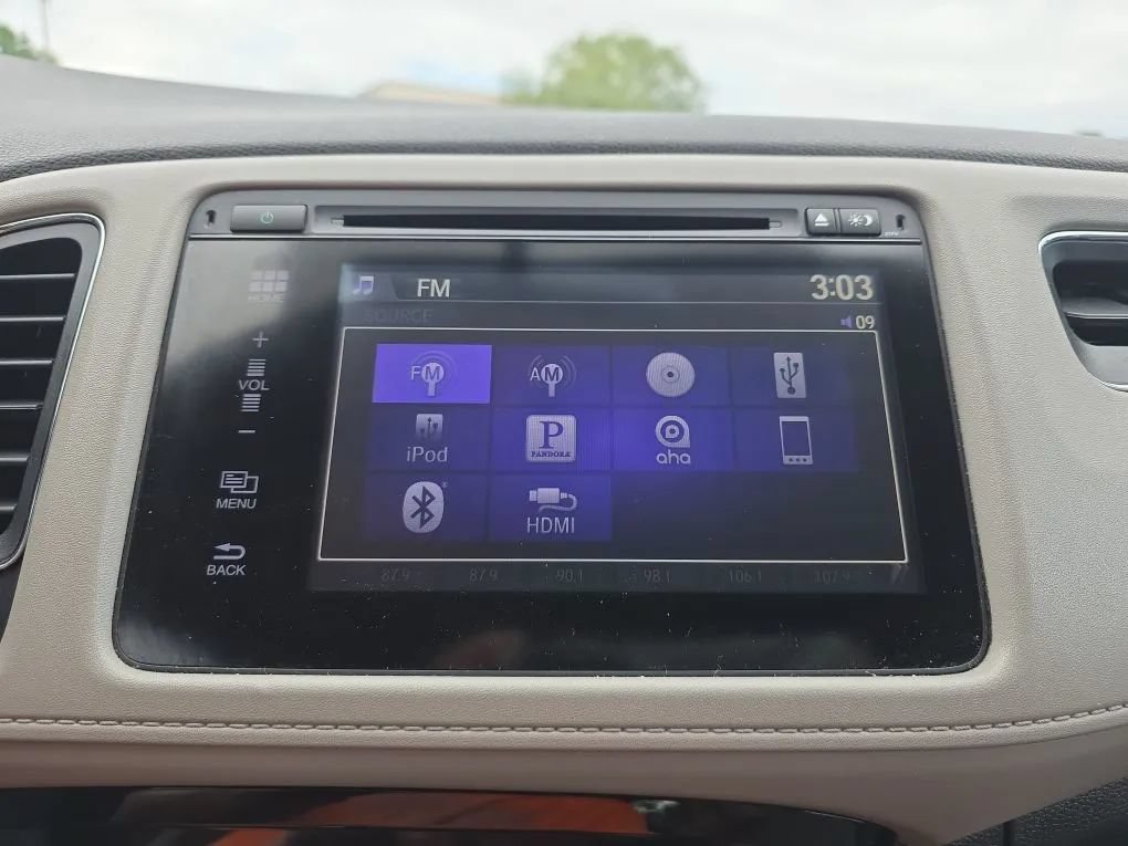 Used 2018 Honda HR-V EX image 27