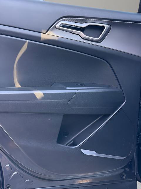 Used 2023 Kia Sportage LX image 22