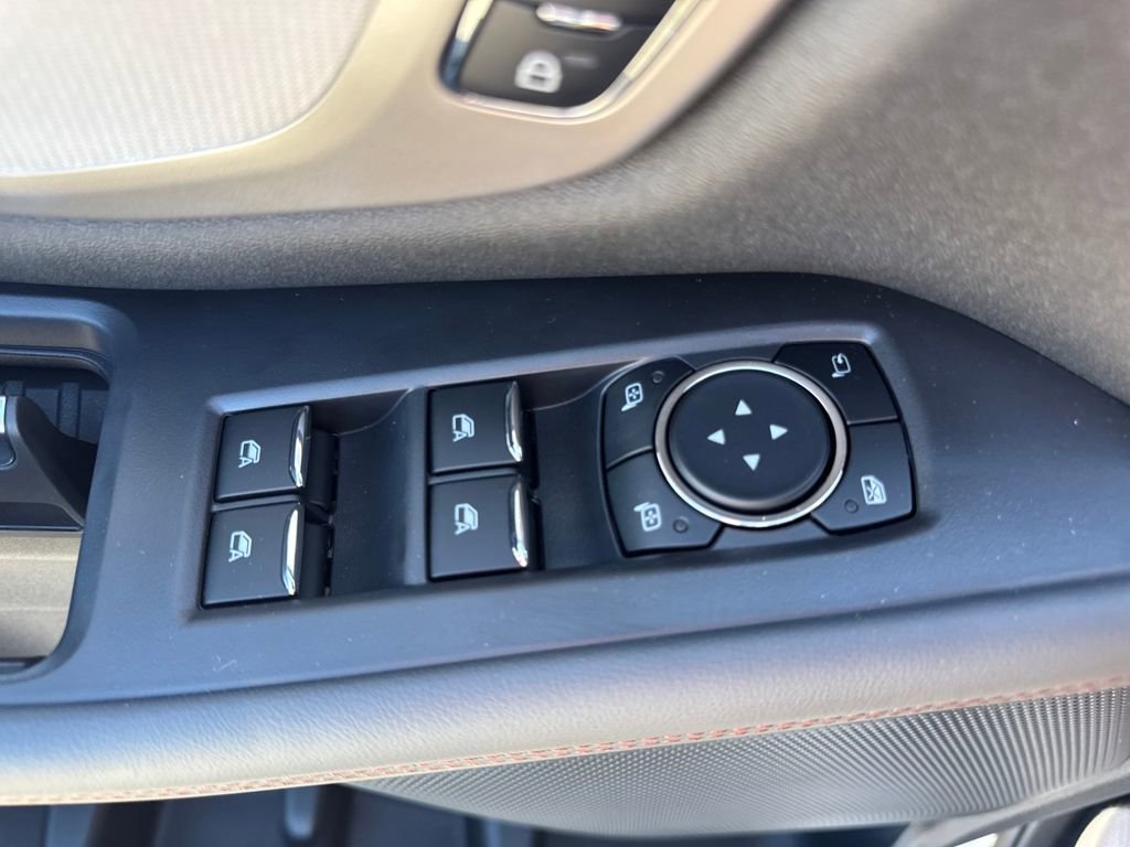 New 2025 Ford Expedition Active image 18