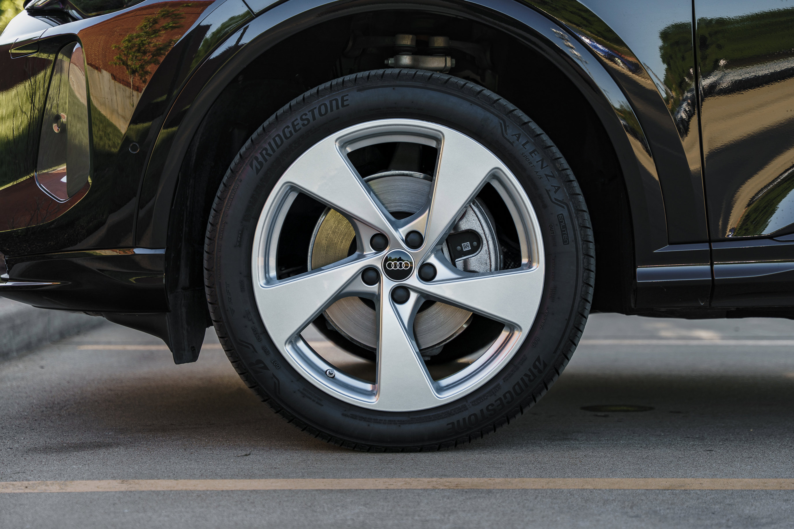 Certified 2025 Audi Q5 Premium Plus w/ Premium Plus AWD/4WD image 30