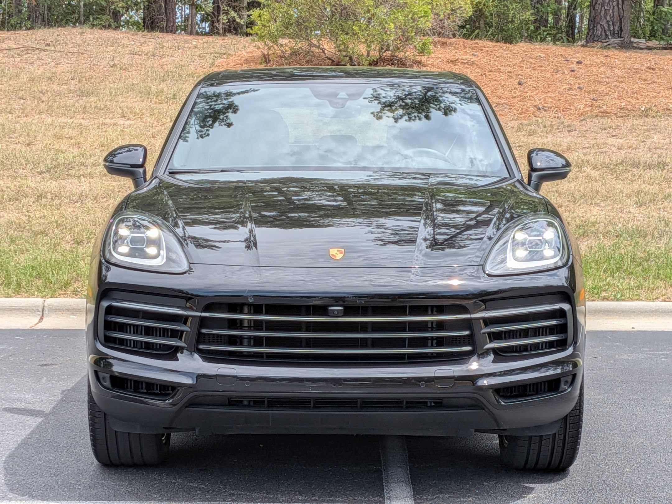 Certified 2022 Porsche Cayenne Platinum Edition AWD/4WD image 35