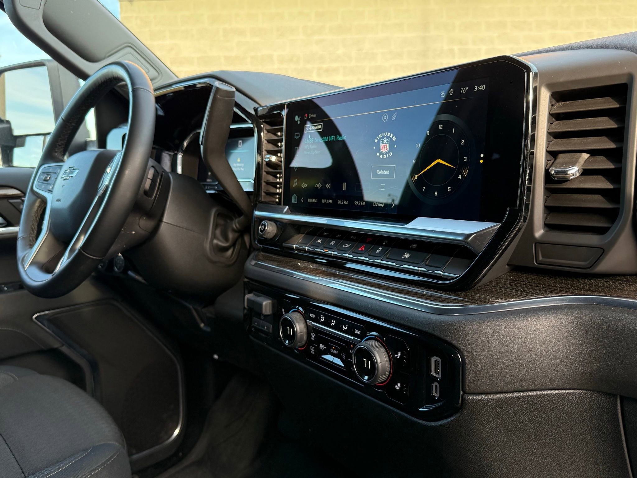 Used 2024 Chevrolet Silverado 1500 RST w/ Max Trailering Package image 34