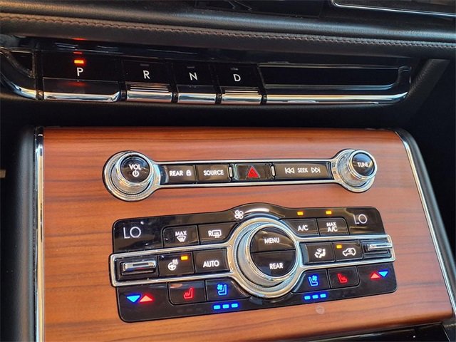 Used 2020 Lincoln Aviator Reserve w/ Equipment Group 202A image 22