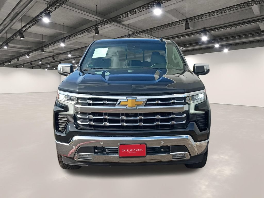 Used 2023 Chevrolet Silverado 1500 LTZ w/ LTZ Convenience Package II AWD/4WD image 18