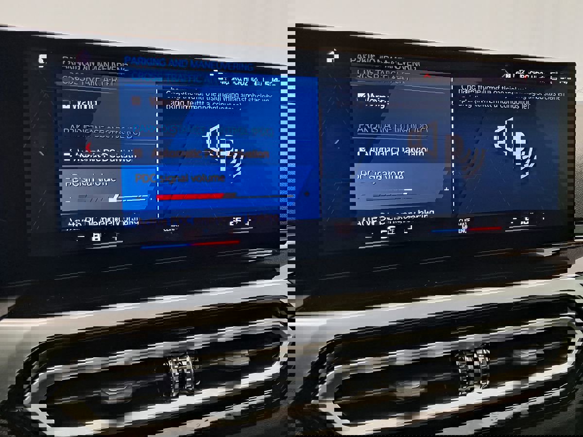 Used 2024 BMW M2 w/ Lighting Package image 36