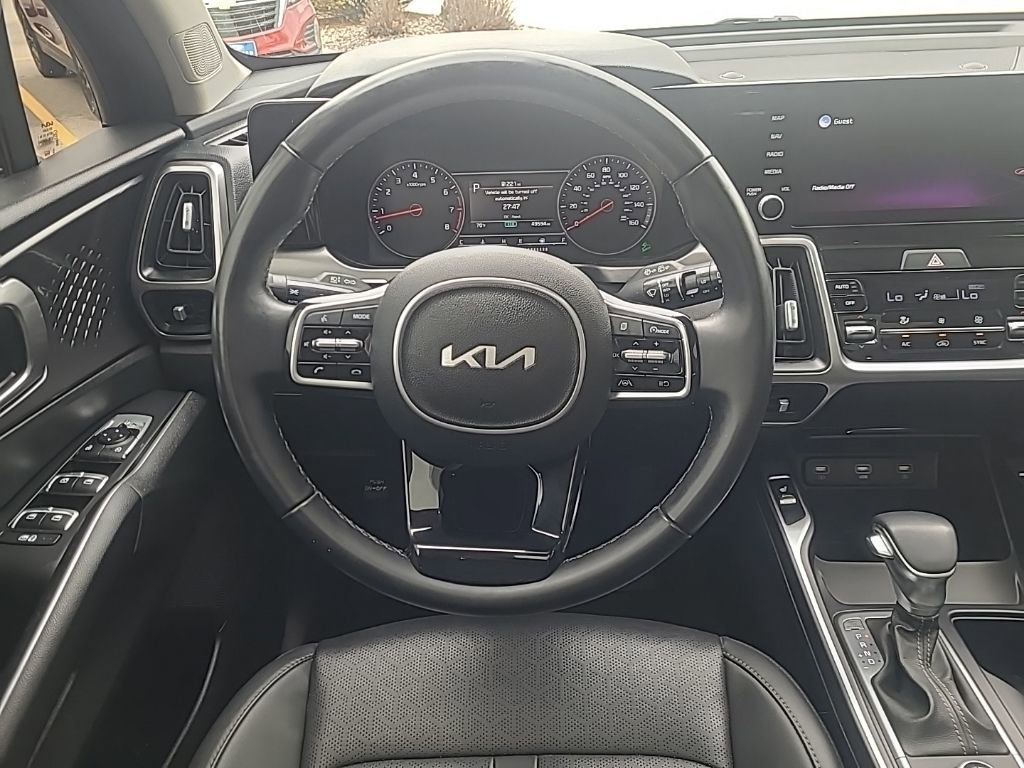 Certified 2022 Kia Sorento S w/ Panoramic Sunroof Package FWD image 16