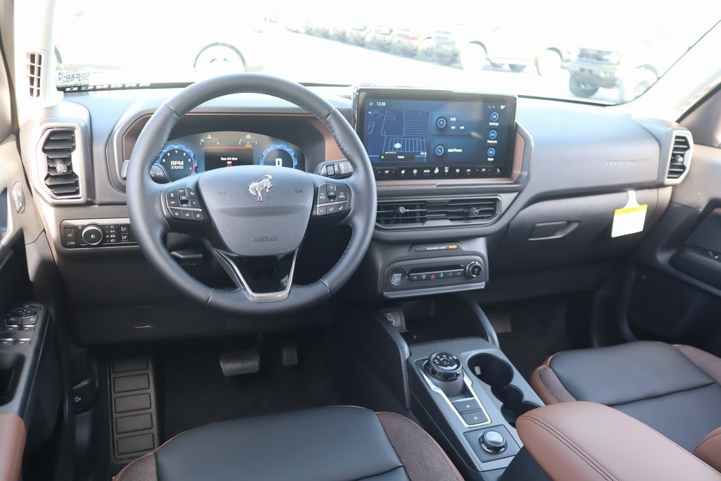 New 2025 Ford Bronco Sport Outer Banks w/ Outer Banks Tech Package+ image 2