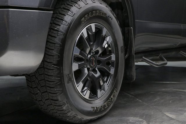 Used 2021 Nissan Titan PRO-4X w/ Pro-4x Utility Package image 7