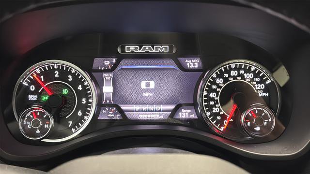 Used 2023 RAM 1500 Laramie AWD/4WD image 16