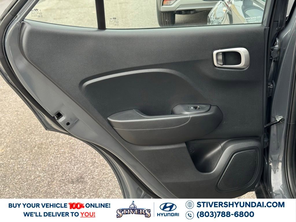 Certified 2024 Hyundai Venue SEL image 21