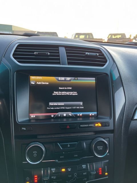 Used 2016 Ford Explorer XLT w/ Equipment Group 202A FWD image 48